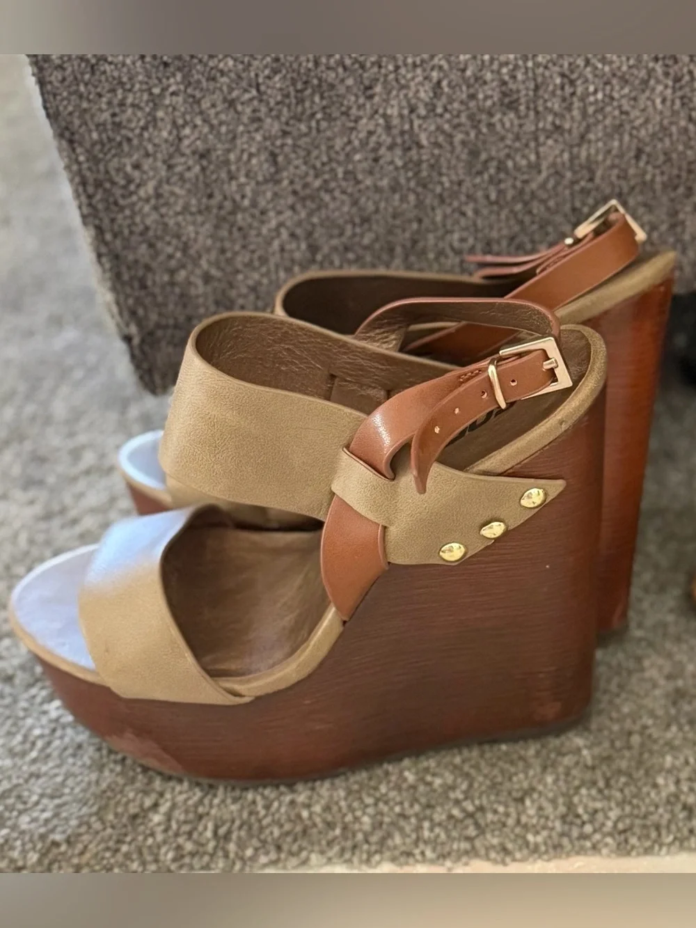 Soda Platform Wedge Sandals Tan Brown Ankle Strap Size 6.5